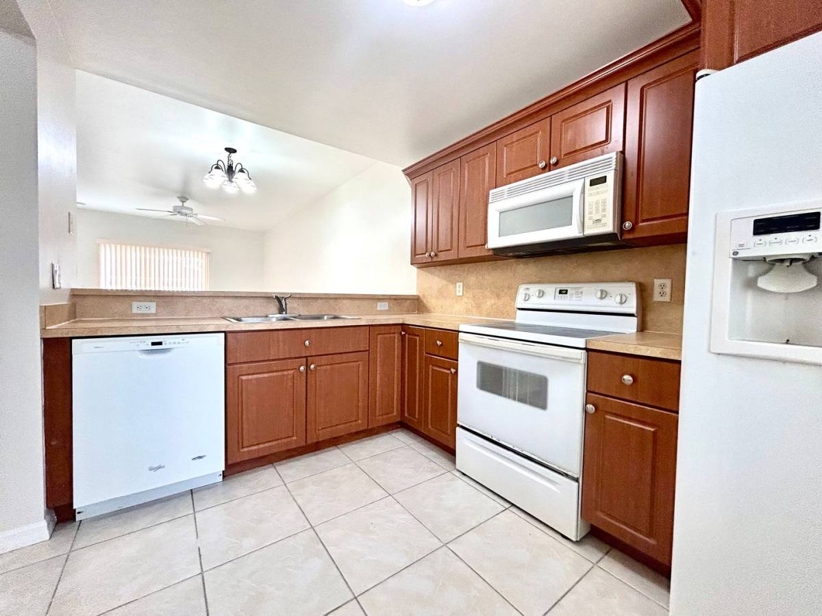 Apartment for rent at 4606 SE 5th Ave, Cape Coral, FL 33904