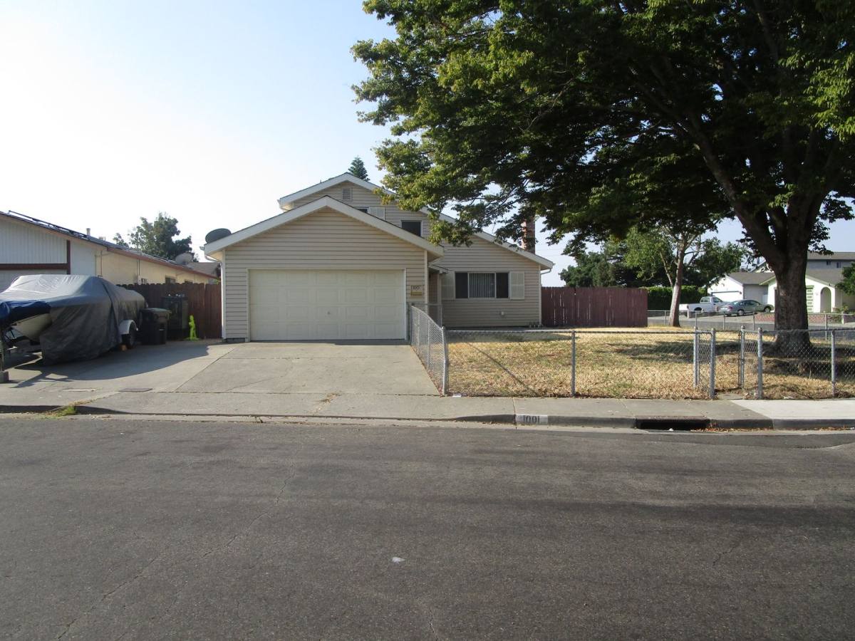 House for rent at 1001 Mockingbird Lane, Fairfield, CA 94533