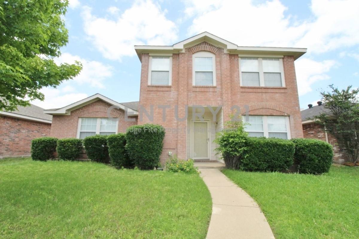 House for rent at 2415 Mallory Lane, Lancaster, TX 75134