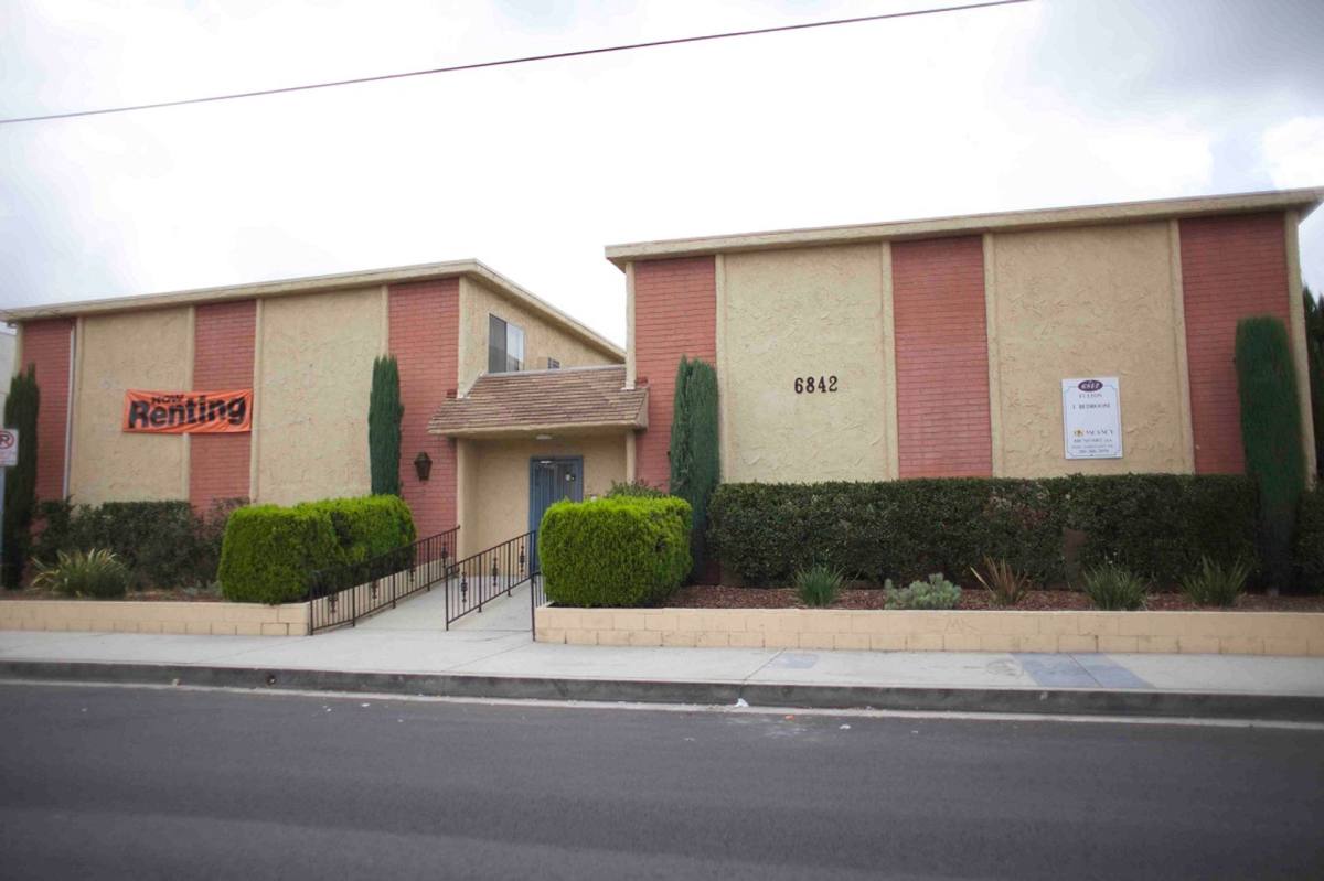 Apartment for rent at 6842 Fulton Ave, North Hollywood, CA 91605