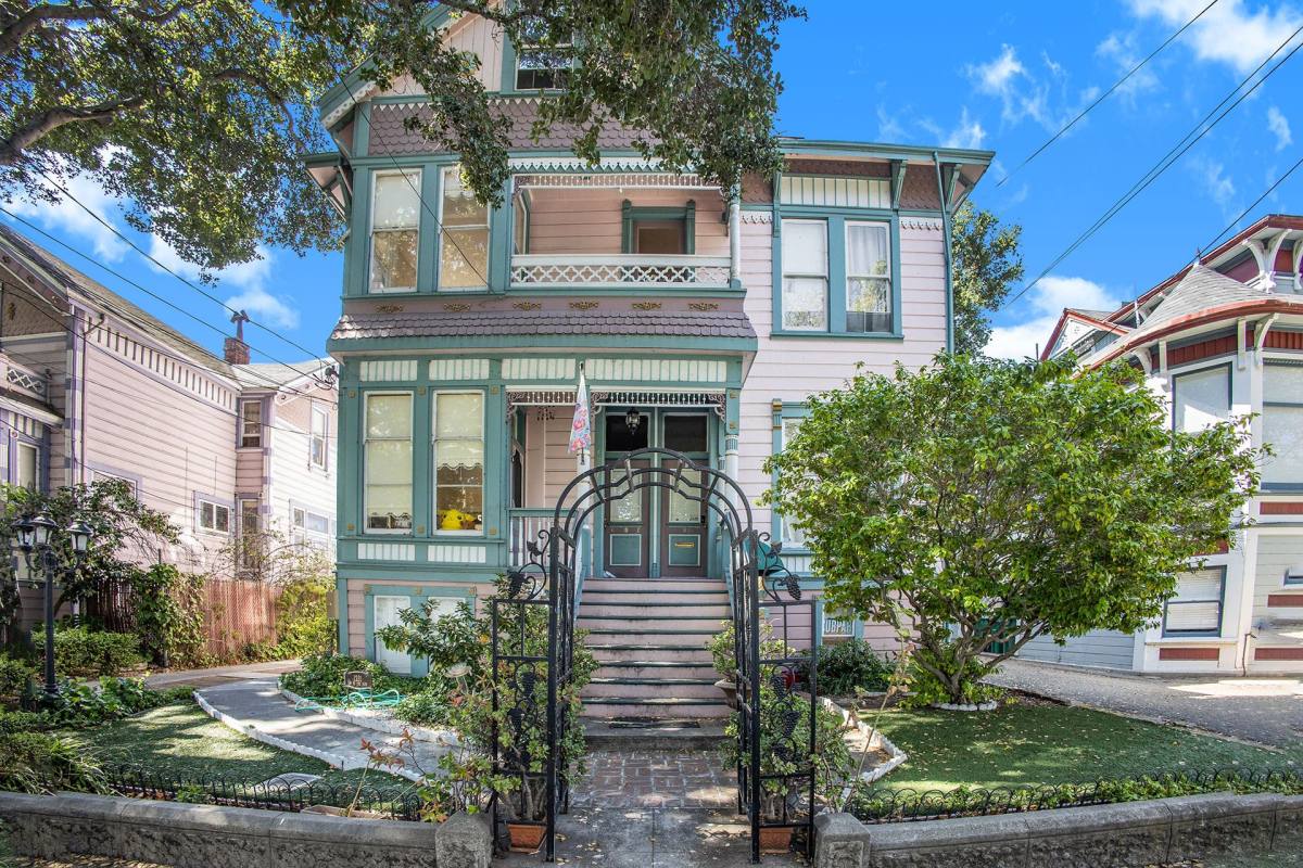 Apartment for rent at 1231 Park Ave, Alameda, CA 94501