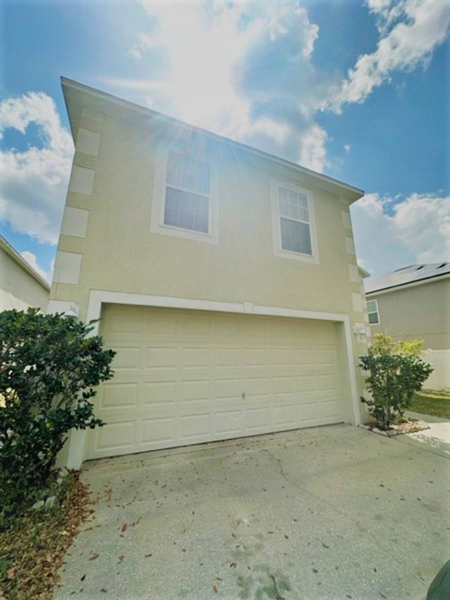 House for rent at 225 Jocelyn Dr, Davenport, FL 33897