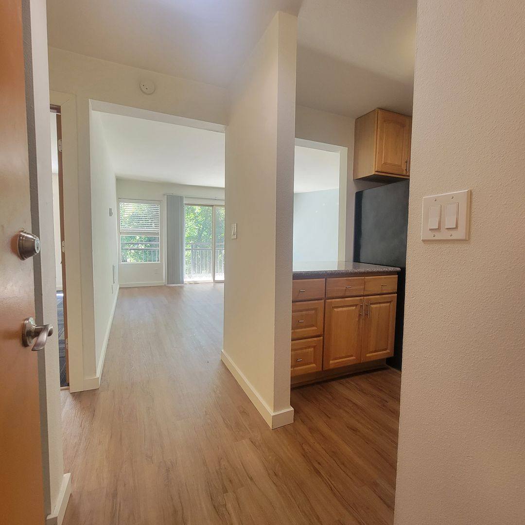Apartment for rent at 9447 166th Ave NE, Redmond, WA 98052