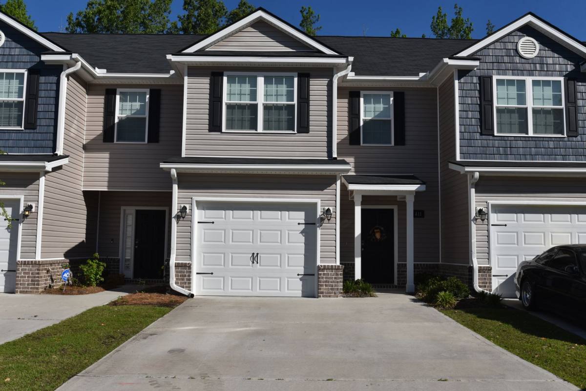Townhouse for rent at 411 Ferguson Lane, Richmond Hill, GA 31324