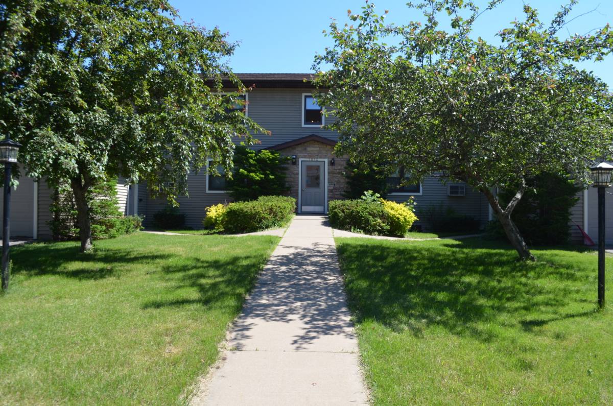 Apartment for rent at 1610 Washington Ave, Sauk City, WI 53583