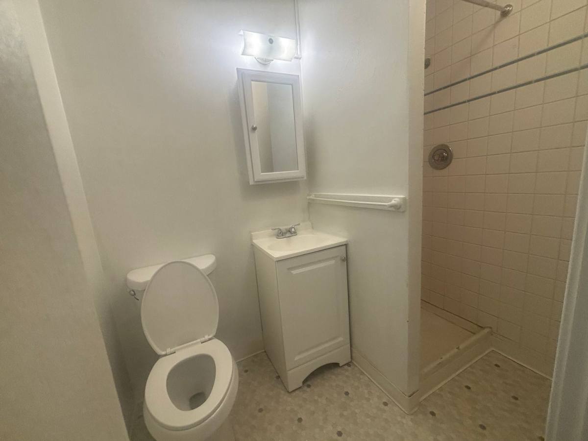 5227 Leary Ave NW, Seattle, WA 98107