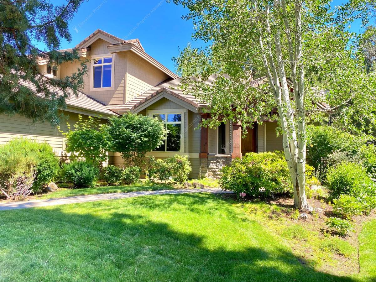 House for rent at 19409 Ironwood Circle, Bend, OR 97702
