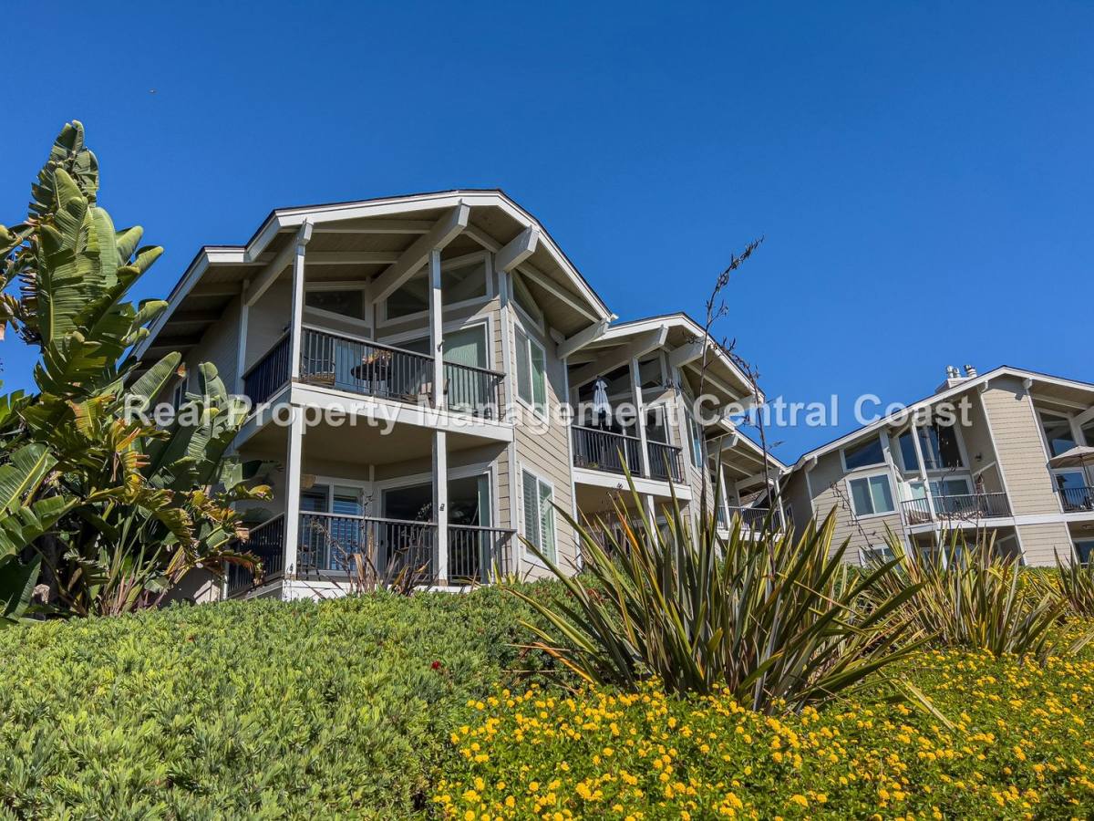 Condo for rent at 2251 Shell Beach Rd #SPINDRIFT Hoa, Pismo Beach, CA 93449
