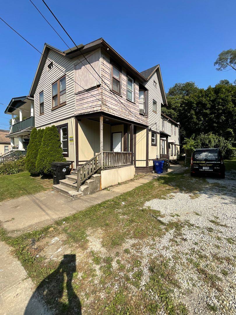 Apartment for rent at 3433 W 50th St, Cleveland, OH 44102