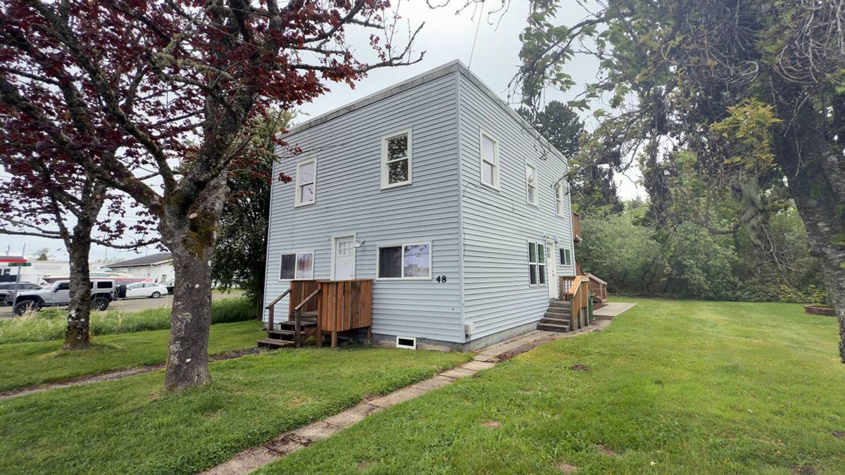 Apartment for rent at 48 SE Anchor Ave 1-3, Warrenton, OR 97146