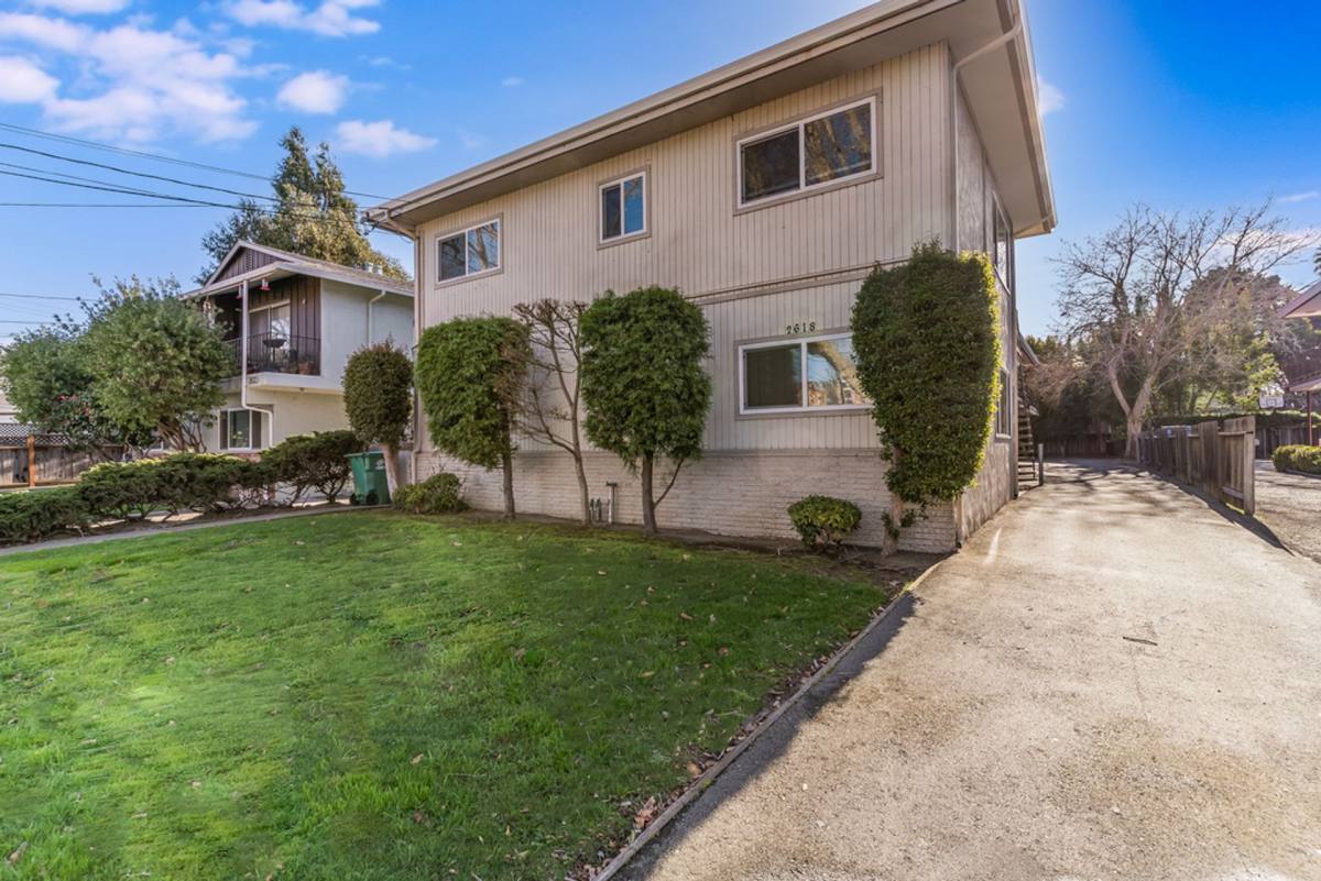 Apartment for rent at 2618 Central Ave, Alameda, CA 94501