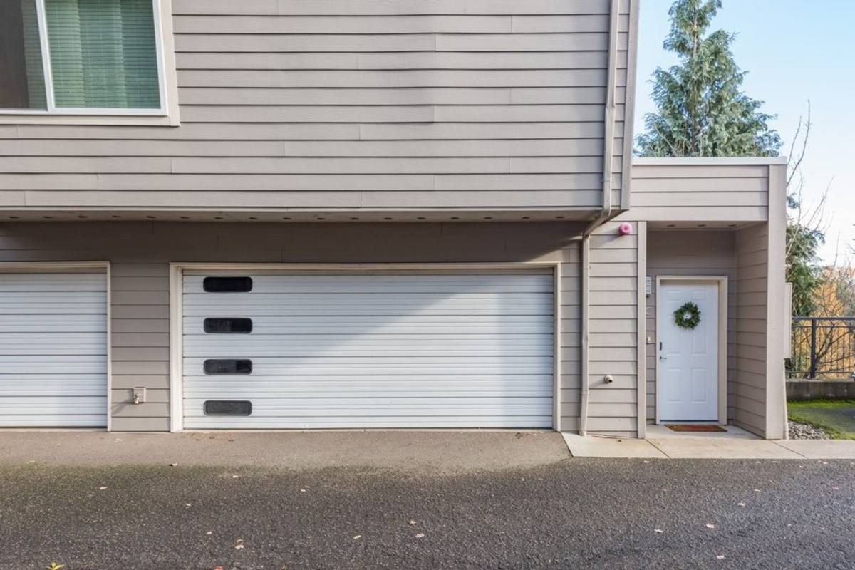 House for rent at 7442 SW Virginia Ave, Portland, OR 97219