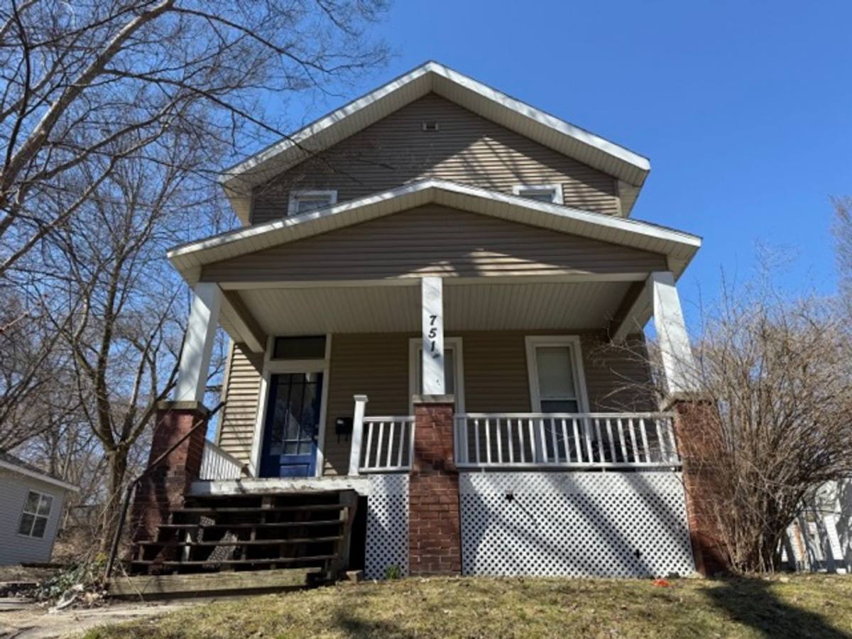Apartment for rent at 751 Clancy Ave NE, Grand Rapids, MI 49503