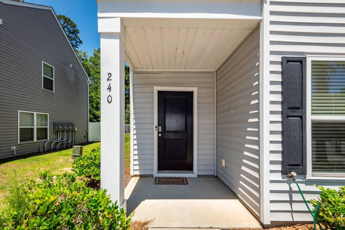 House for rent at 240 Spencer Circle, Summerville, SC 29485