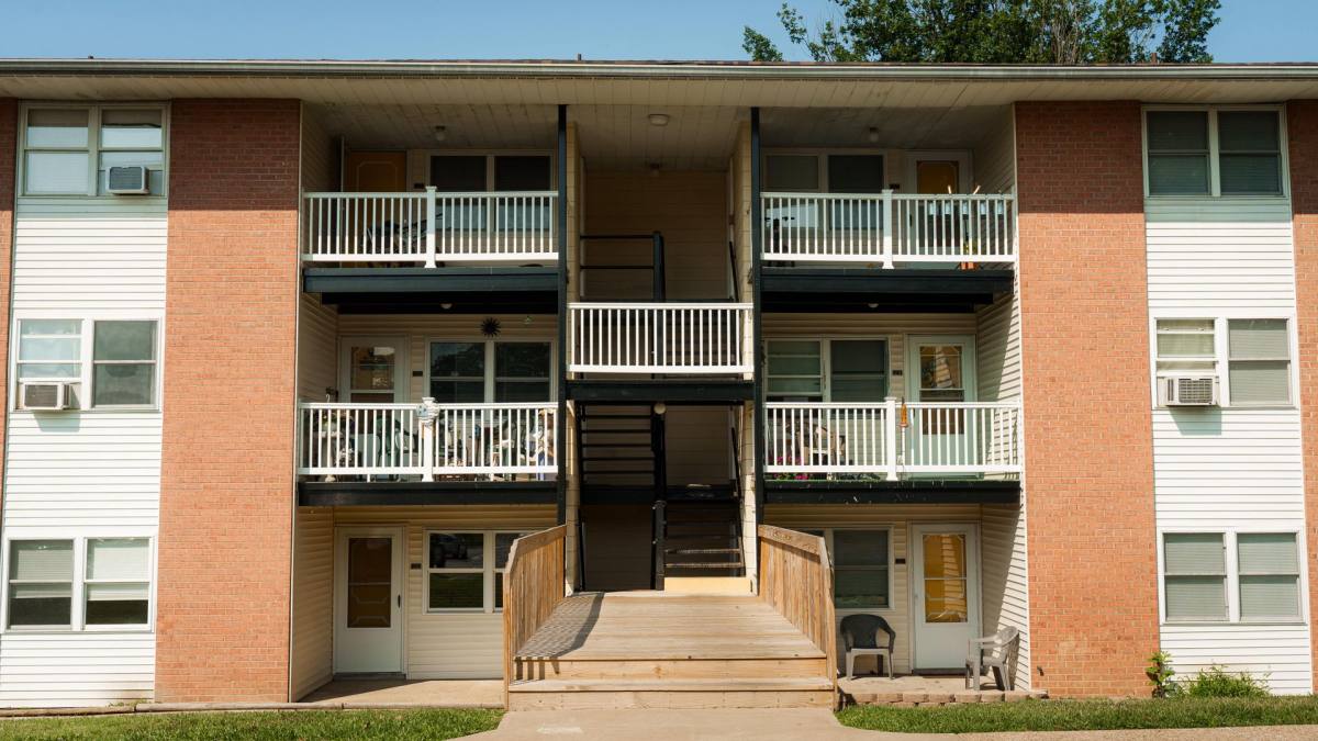 Apartment for rent at 1 Stoneybrook Rd, Clarksburg, WV 26301