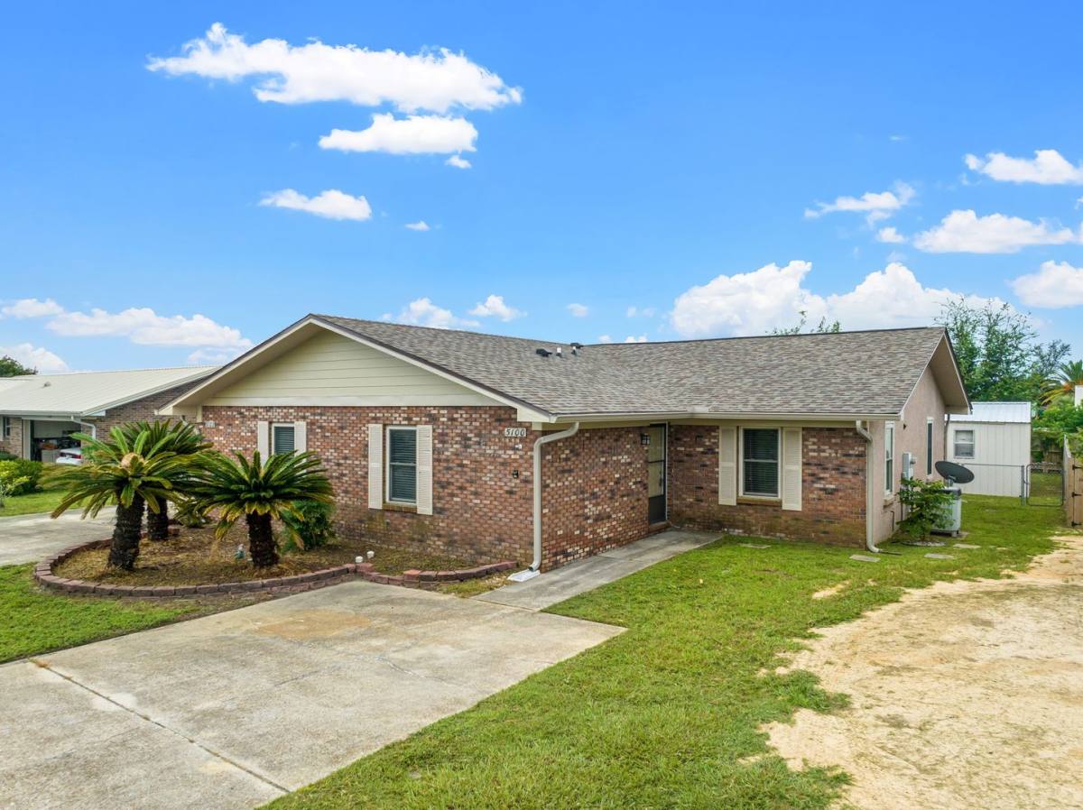 Apartment for rent at 5100 Hickory St, Panama City, FL 32404