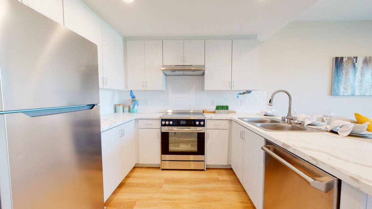 Apartment for rent at 360 E Gladstone St, Azusa, CA 91702