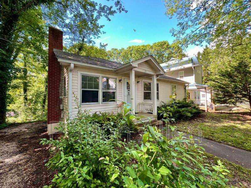 House for rent at 29 Evergreen Ave, Asheville, NC 28806