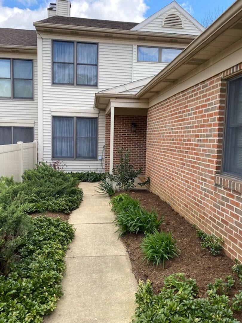 House for rent at 1844 Spring Ridge Lane, Lancaster, PA 17603