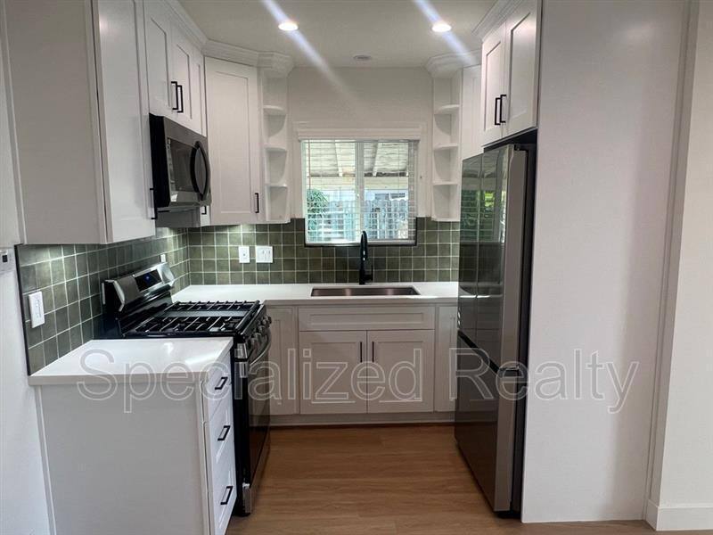 Apartment for rent at 624 Raleigh St, Glendale, CA 91205