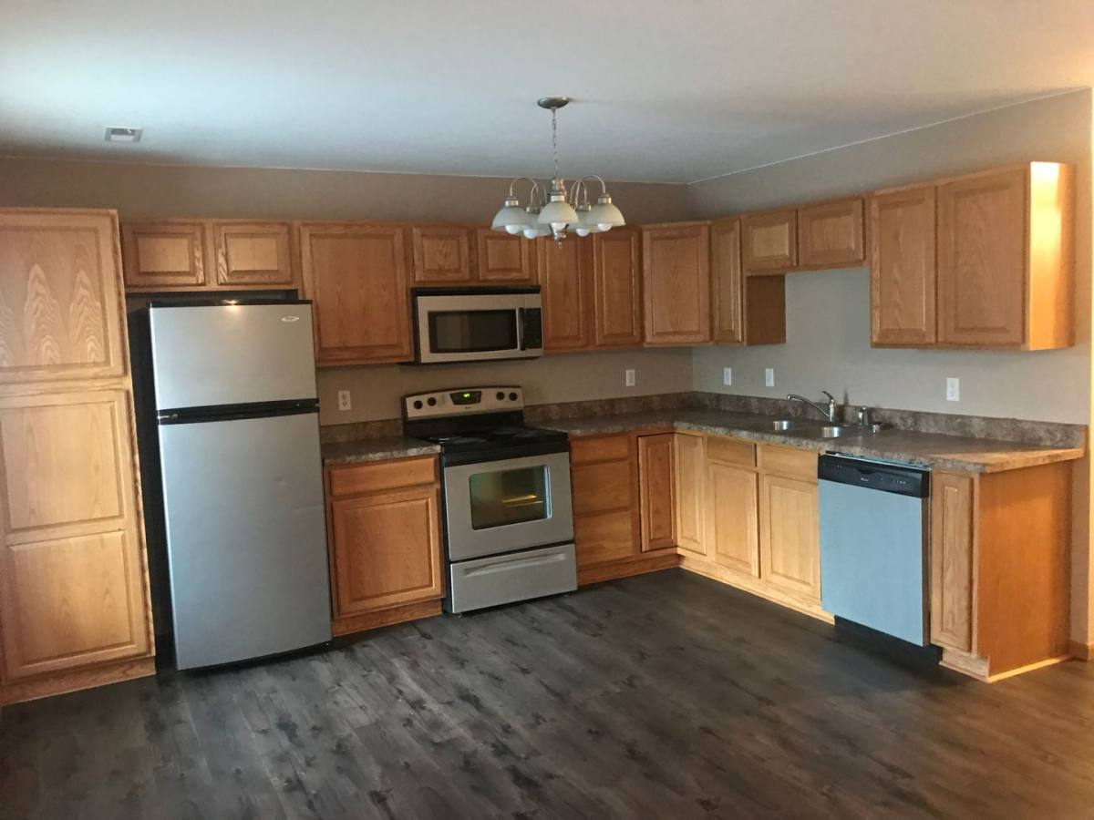 Apartment for rent at 1024 E Jefferson St, Linn, MO 65051