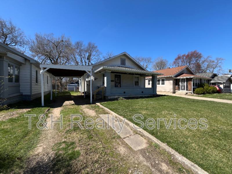 House for rent at 4920 Hillside Ave, Indianapolis, IN 46205