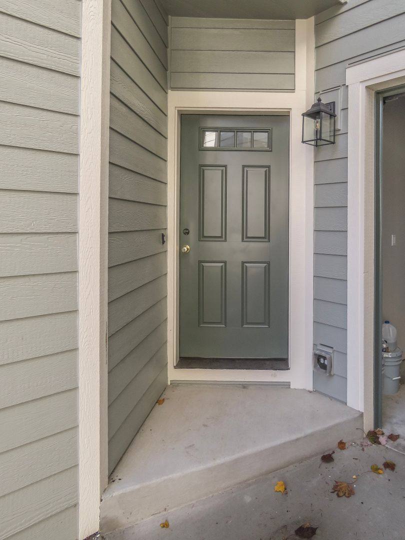 Apartment for rent at 1960 Market St NE, Salem, OR 97301
