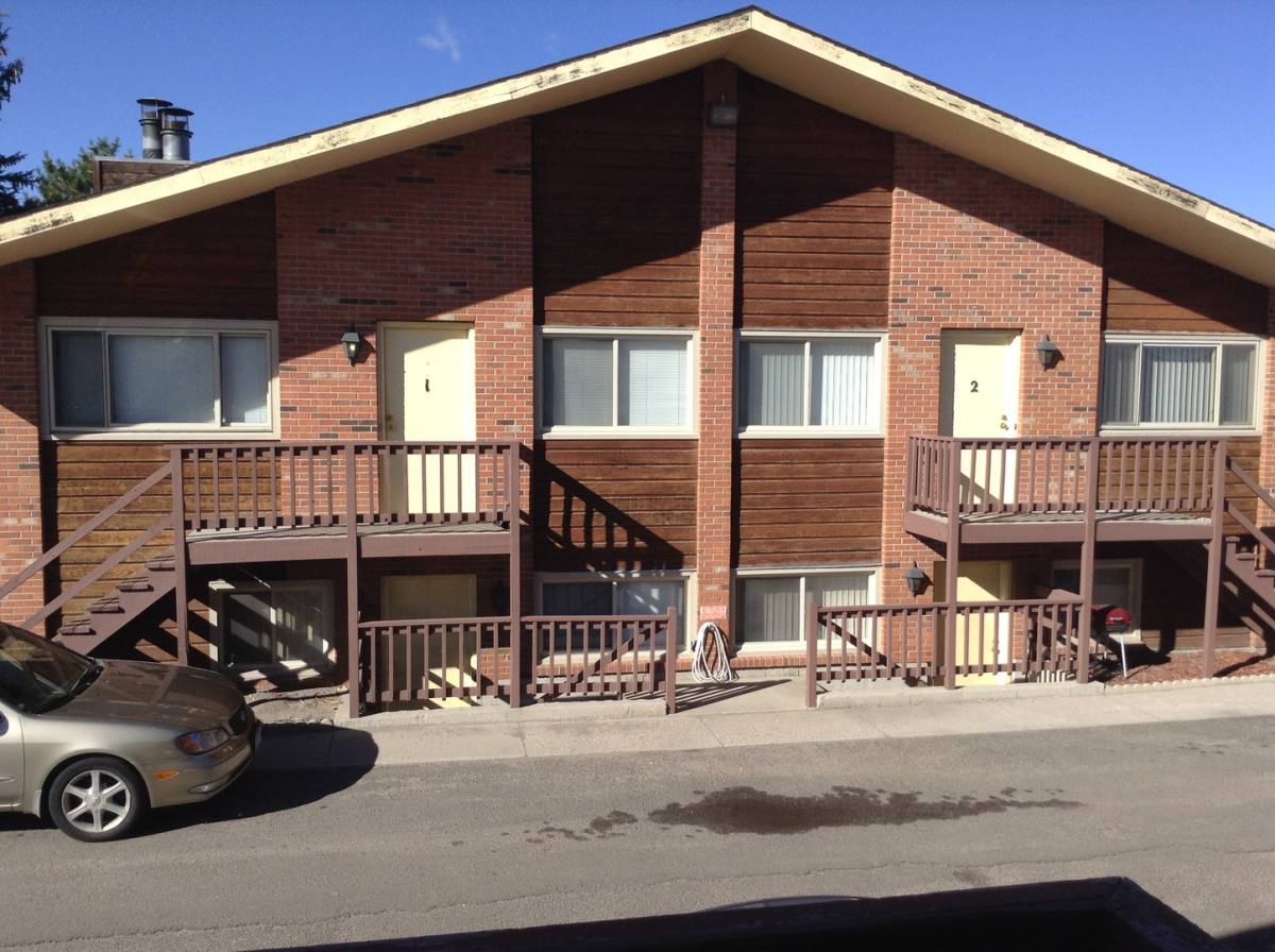 Apartment for rent at 400 Hacker Court, Cheyenne, WY 82009