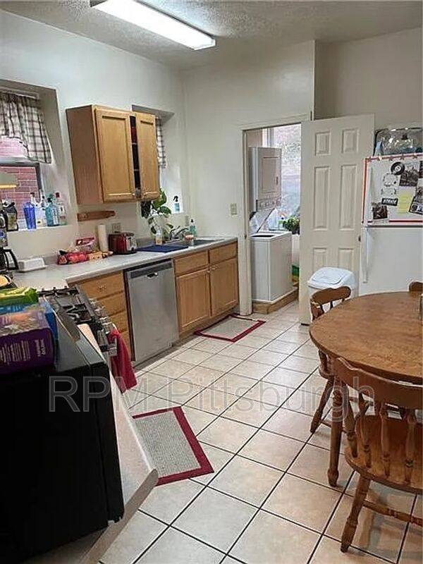 Apartment for rent at 2218 Sarah St #2, Pittsburgh, PA 15203