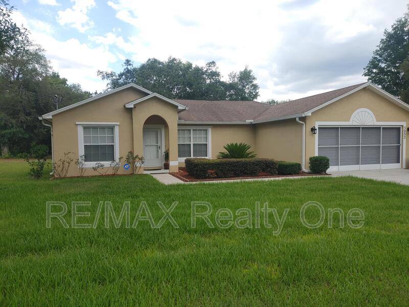 House for rent at 3052 W Iva Dr, Dunnellon, FL 34433