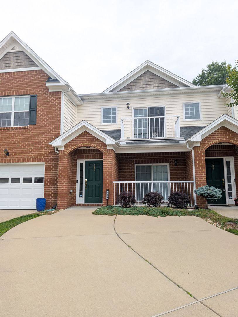 Townhouse for rent at 304 Kinde Circle, Williamsburg, VA 23185