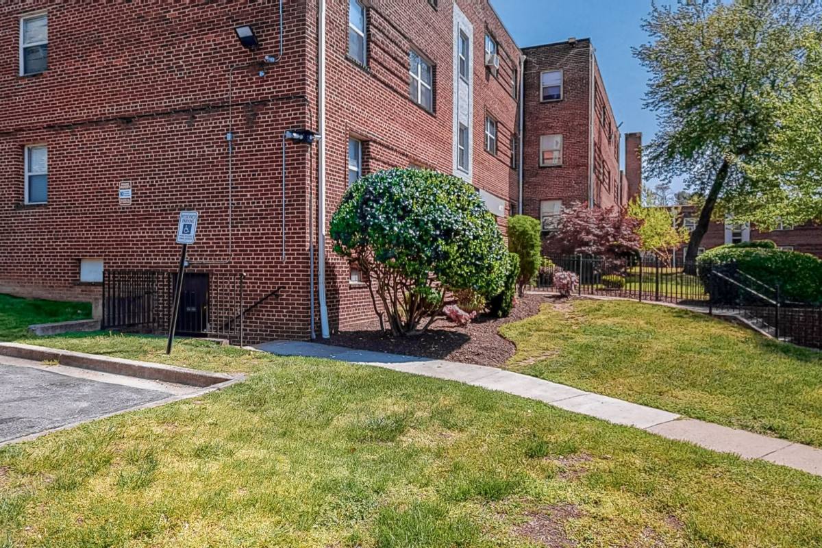 Apartment for rent at 4109 51st St, Bladensburg, MD 20710
