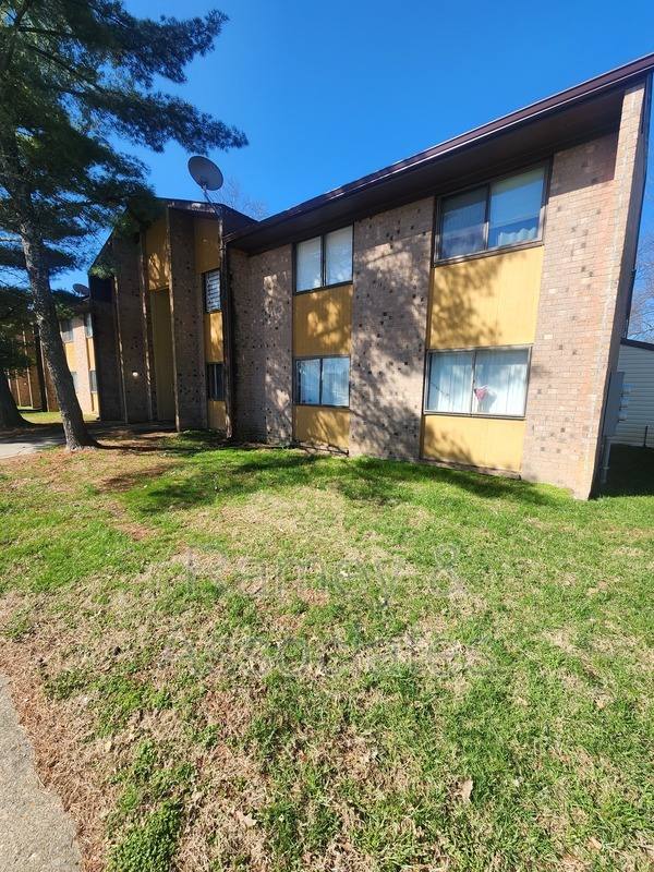 Condo for rent at 7084 Wildwood Circle #87, Louisville, KY 40291