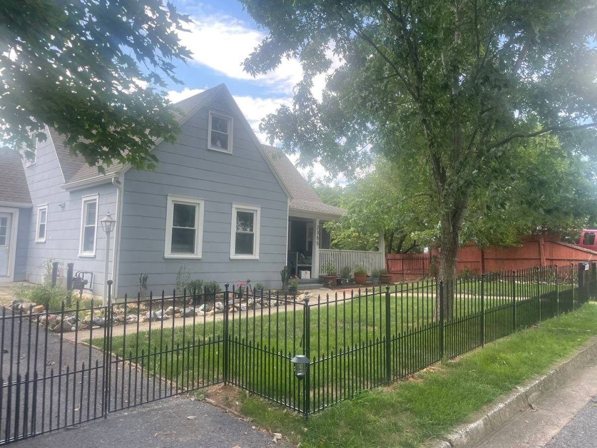 Apartment for rent at 2355 Maple Ave, Buena Vista, VA 24416