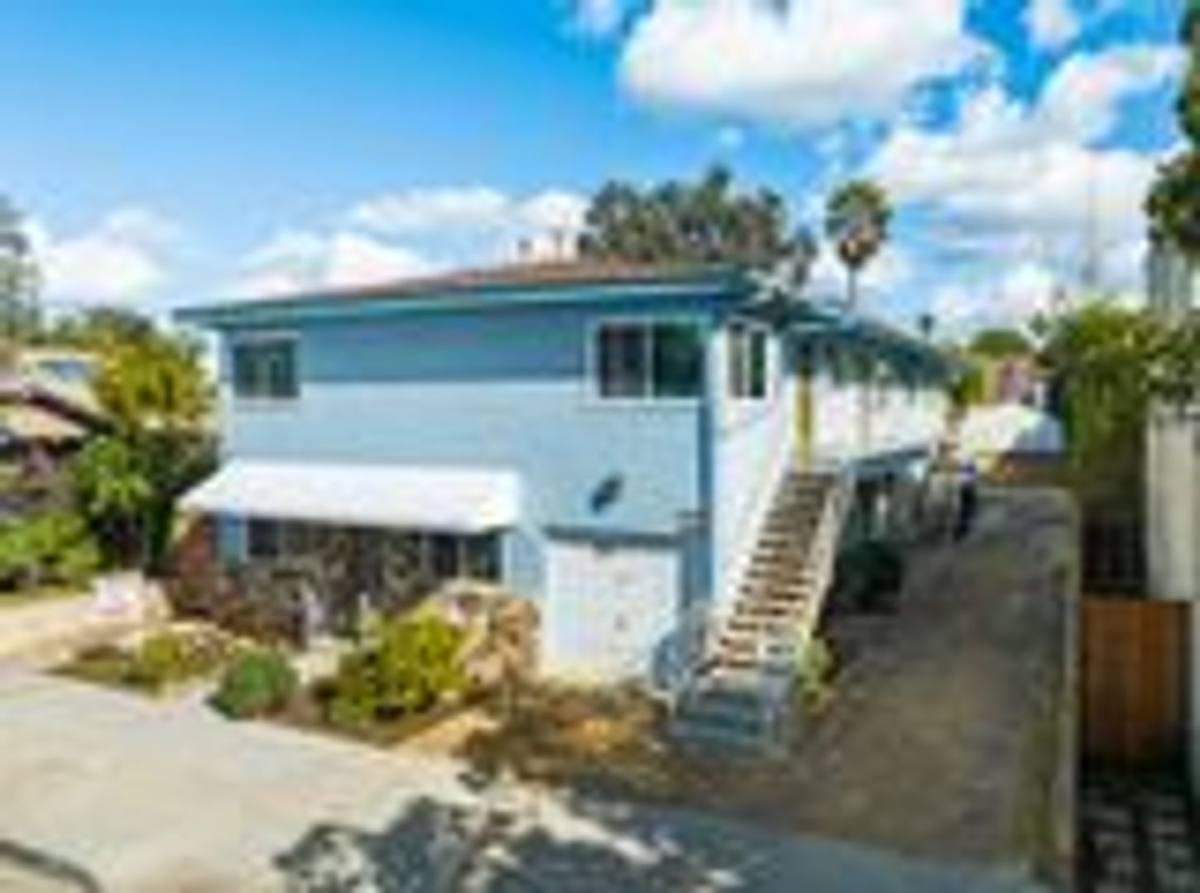 Apartment for rent at 310 Wisconsin Ave, Long Beach, CA 90814