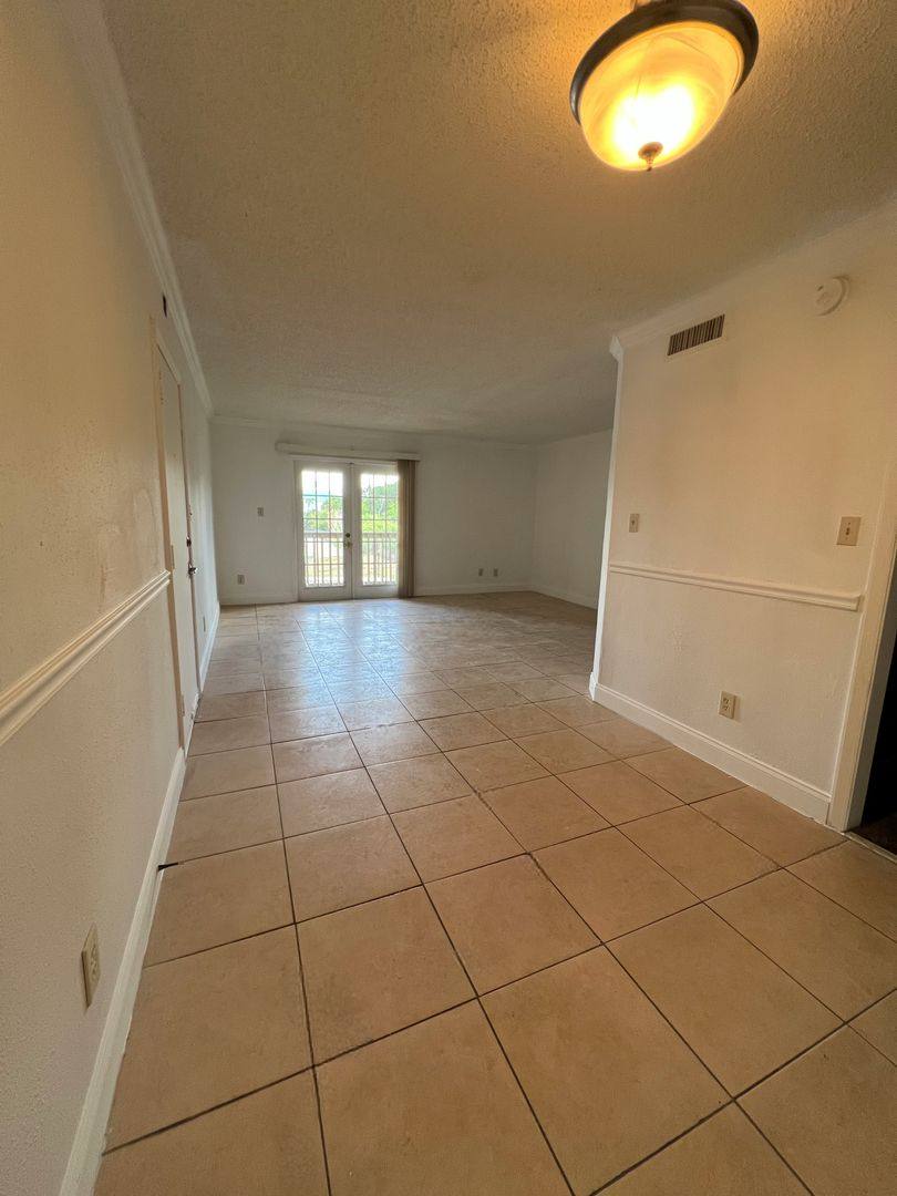 Condo for rent at 285 Wymore Rd, Altamonte Springs, FL 32714