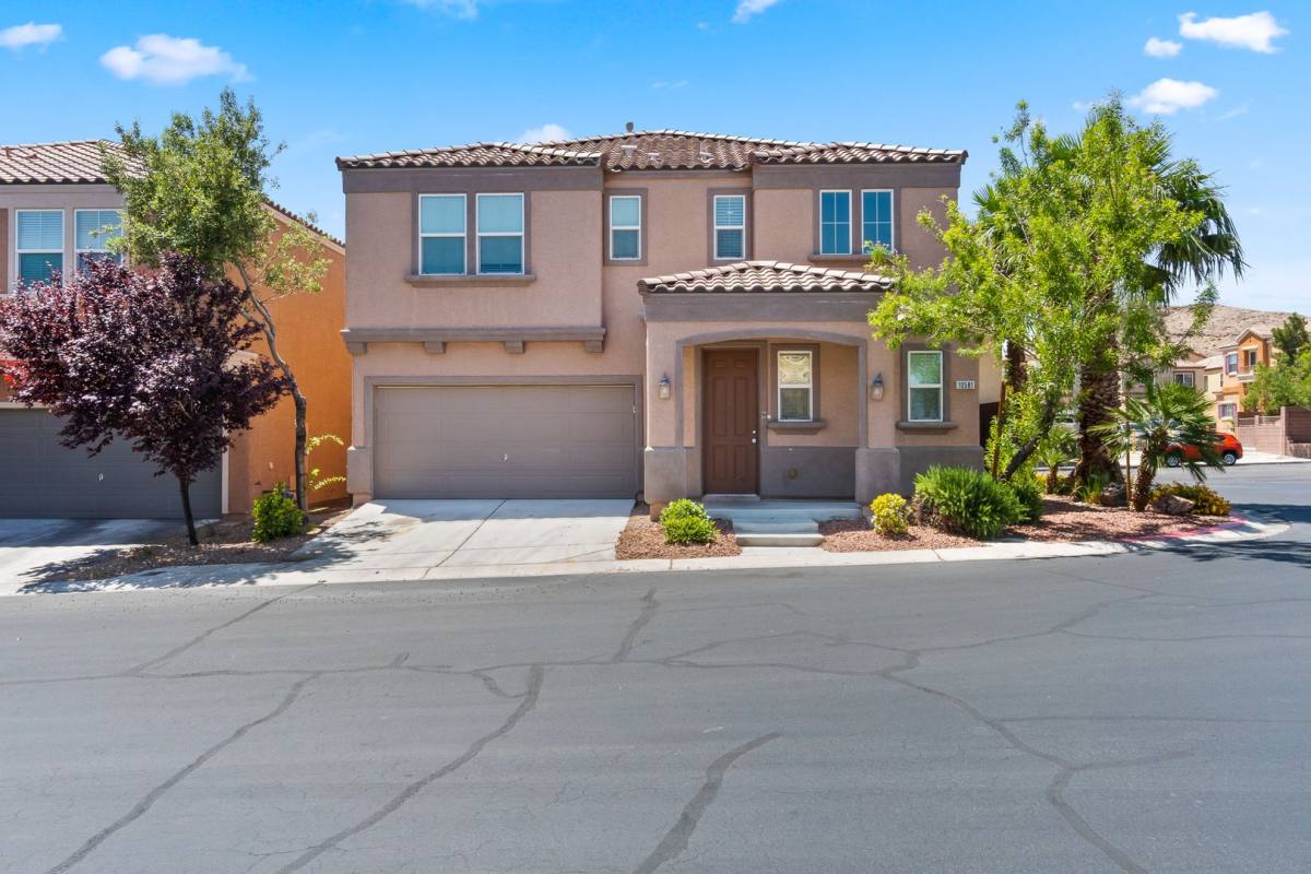 House for rent at 10581 Hamdem Ave, Las Vegas, NV 89129