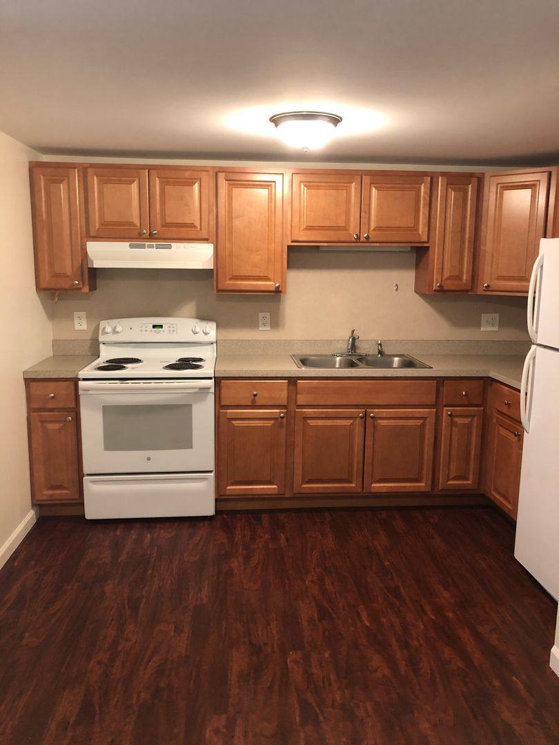 Apartment for rent at 125-141-145 Cemetery Rd, Plainfield, CT 06374