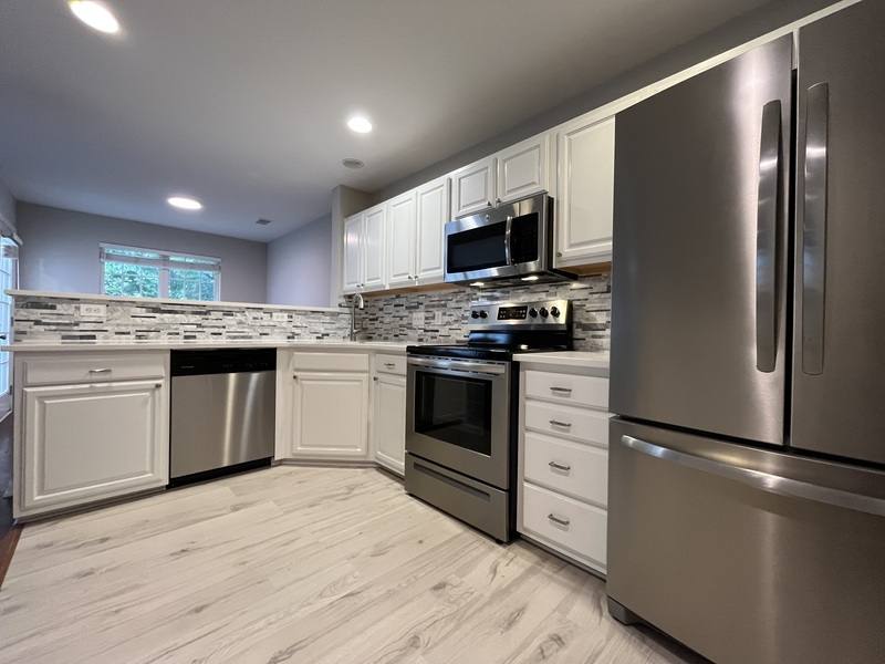Townhouse for rent at 11146 Saintsbury Place, Charlotte, NC 28270