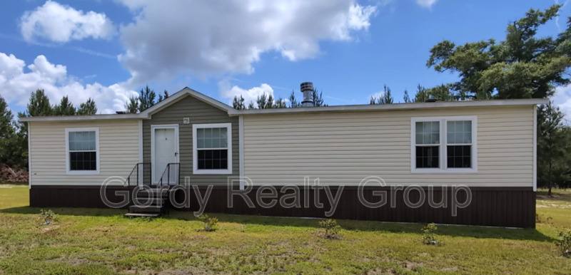 House for rent at 5508 Mount Tabor Rd, Greenwood, FL 32443