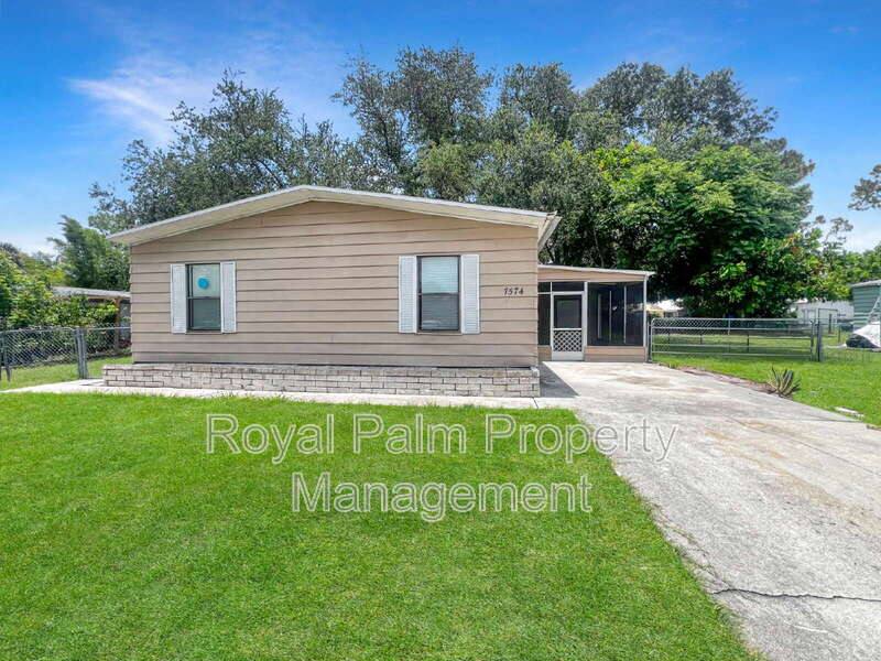 House for rent at 7574 Grady Dr, North Fort Myers, FL 33917