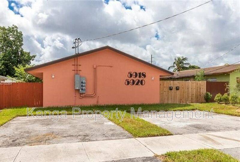 House for rent at 5918 Pierce St, Hollywood, FL 33021