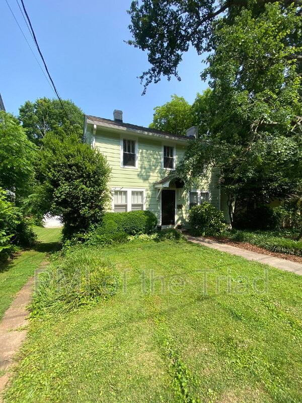 House for rent at 419 S Sunset Dr, Winston Salem, NC 27103