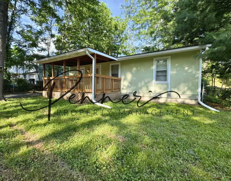 House for rent at 5006 N Crystal Ave, Kansas City, MO 64119