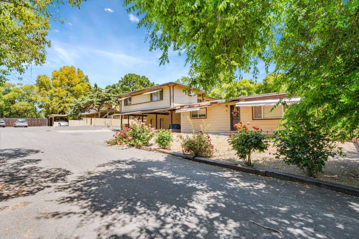 Apartment for rent at 1596 Morgan Lane, Walnut Creek, CA 94597