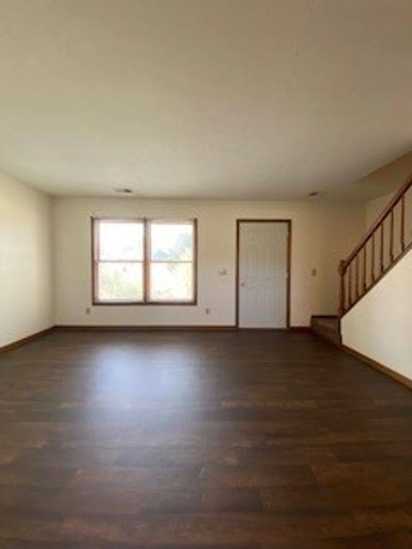 Apartment for rent at 116 Fawn Dr, Middlebury, IN 46540