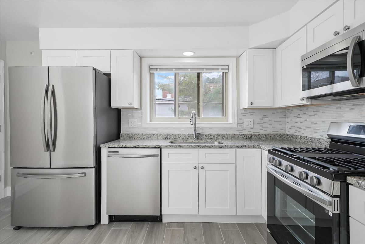 Apartment for rent at 8050 Niles Ave #2W, Skokie, IL 60077