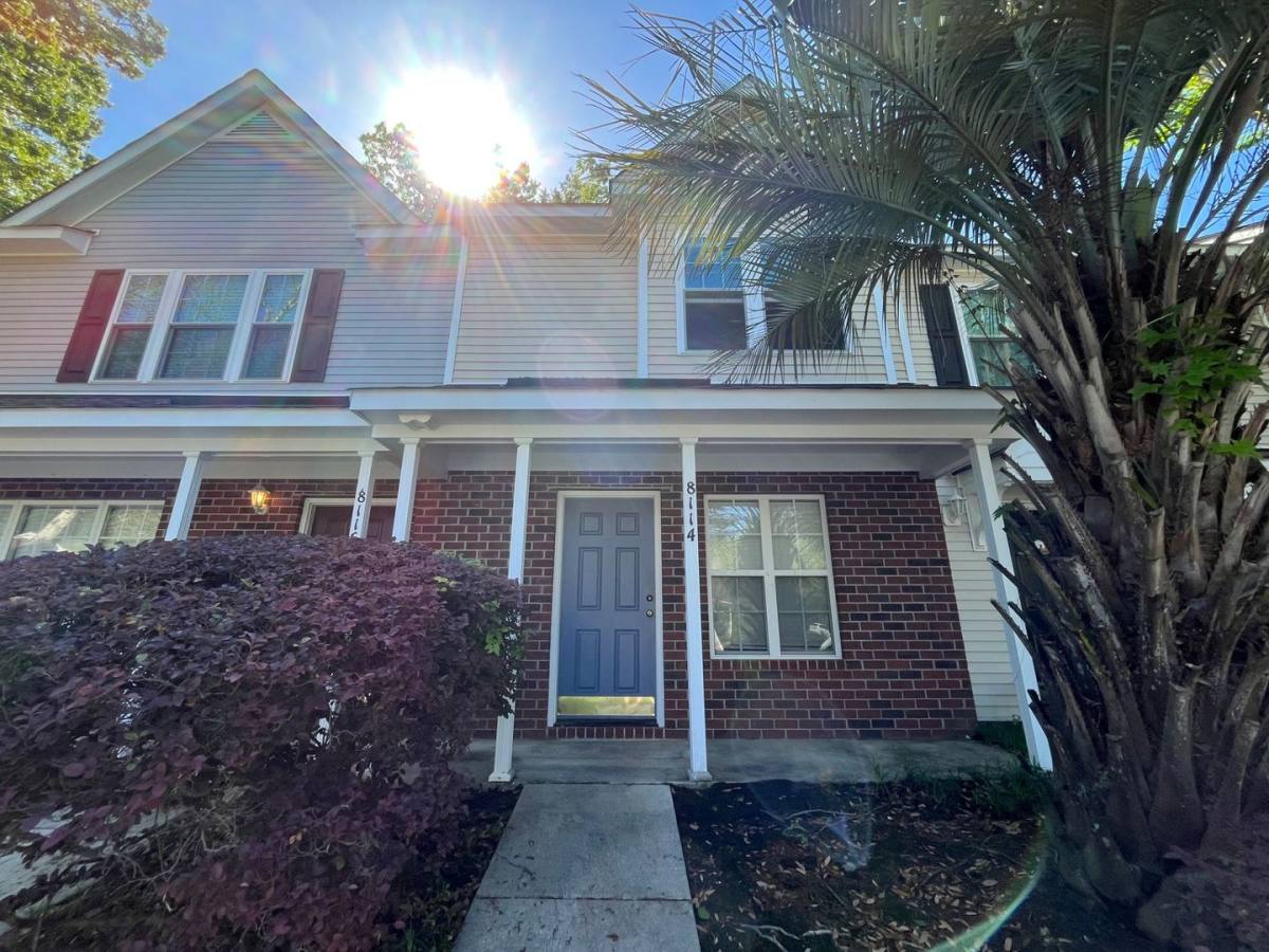 Townhouse for rent at 8114 Shadow Oak Dr, Charleston, SC 29406