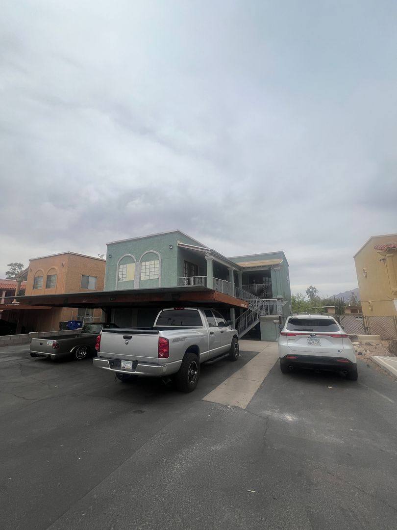 Apartment for rent at 535 E Jacinto St, Tucson, AZ 85705