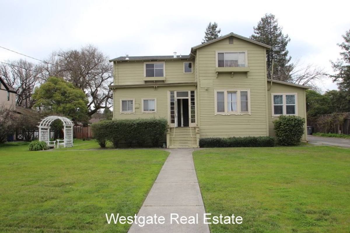 Apartment for rent at 7 Howard St, Petaluma, CA 94952